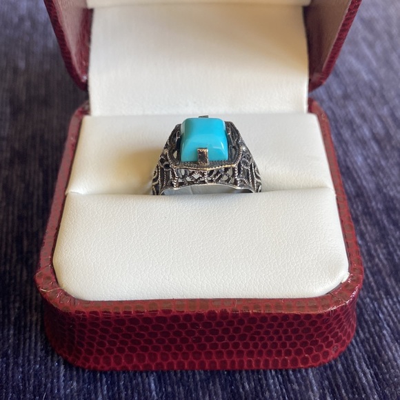 Vintage Turquoise and Silver Ring - Picture 2 of 6